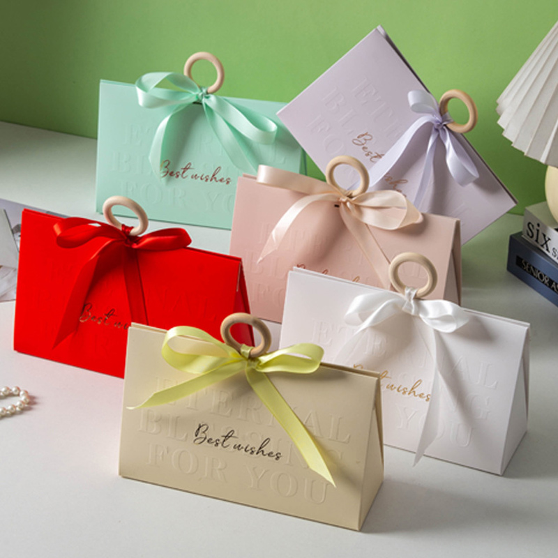 กล่องของขวัญน่ารัก กล่องห่อของ - Wedding Favor Box บทวิจารณ์และราคา